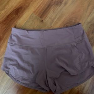 Lululemon shorts size 10